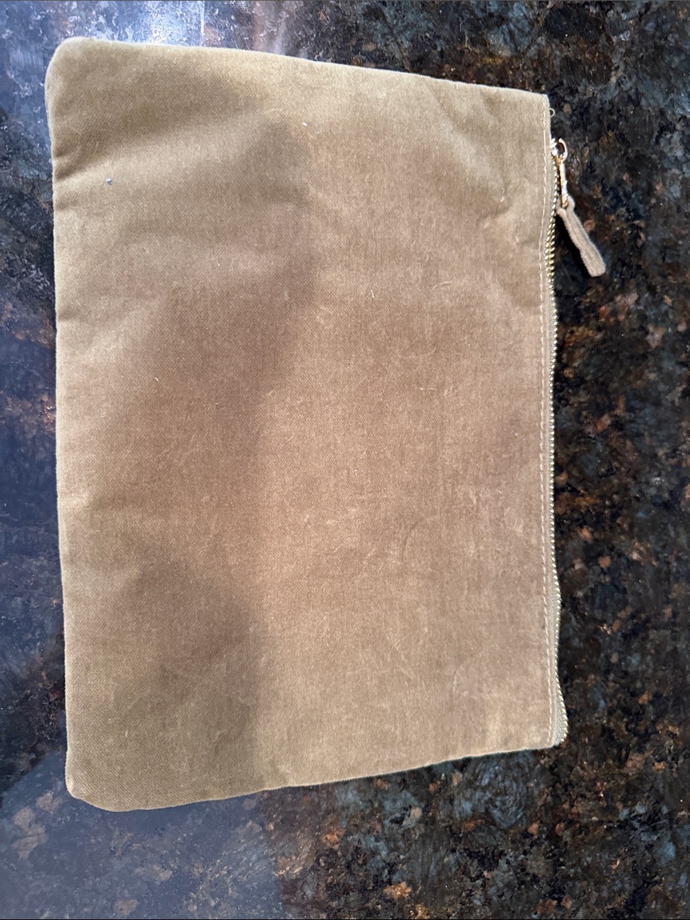 Sézane Olive Velvet Zip Pouch with Mint Trim - Picture 2 of 4